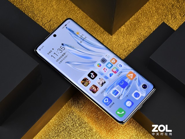 【有料评测】荣耀70 Pro系列评测：超大杯搭载天玑9000 全新换代的诚意之作（保密） 